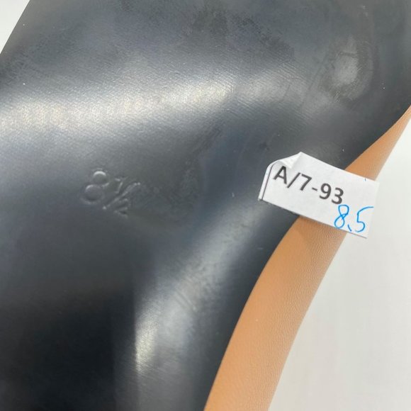 🎁🎁🎁Nude Retro Knee High Boots Closed Round Toe Low Fl - Picture 13 of 16